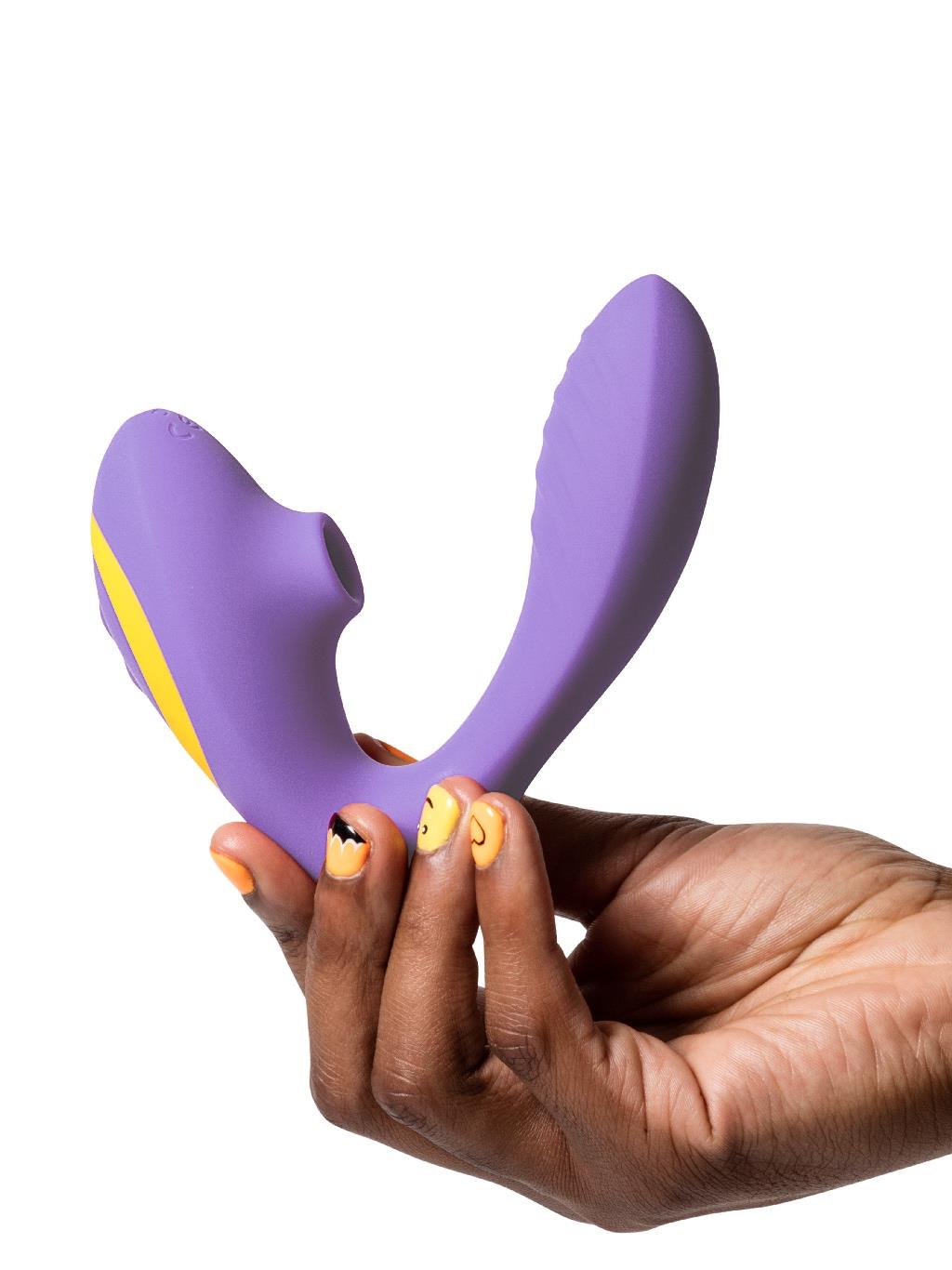 Lilac Romp Reverb rabbit-style vibrator with internal G-spot arm and external air-based clitoral stimulation.
