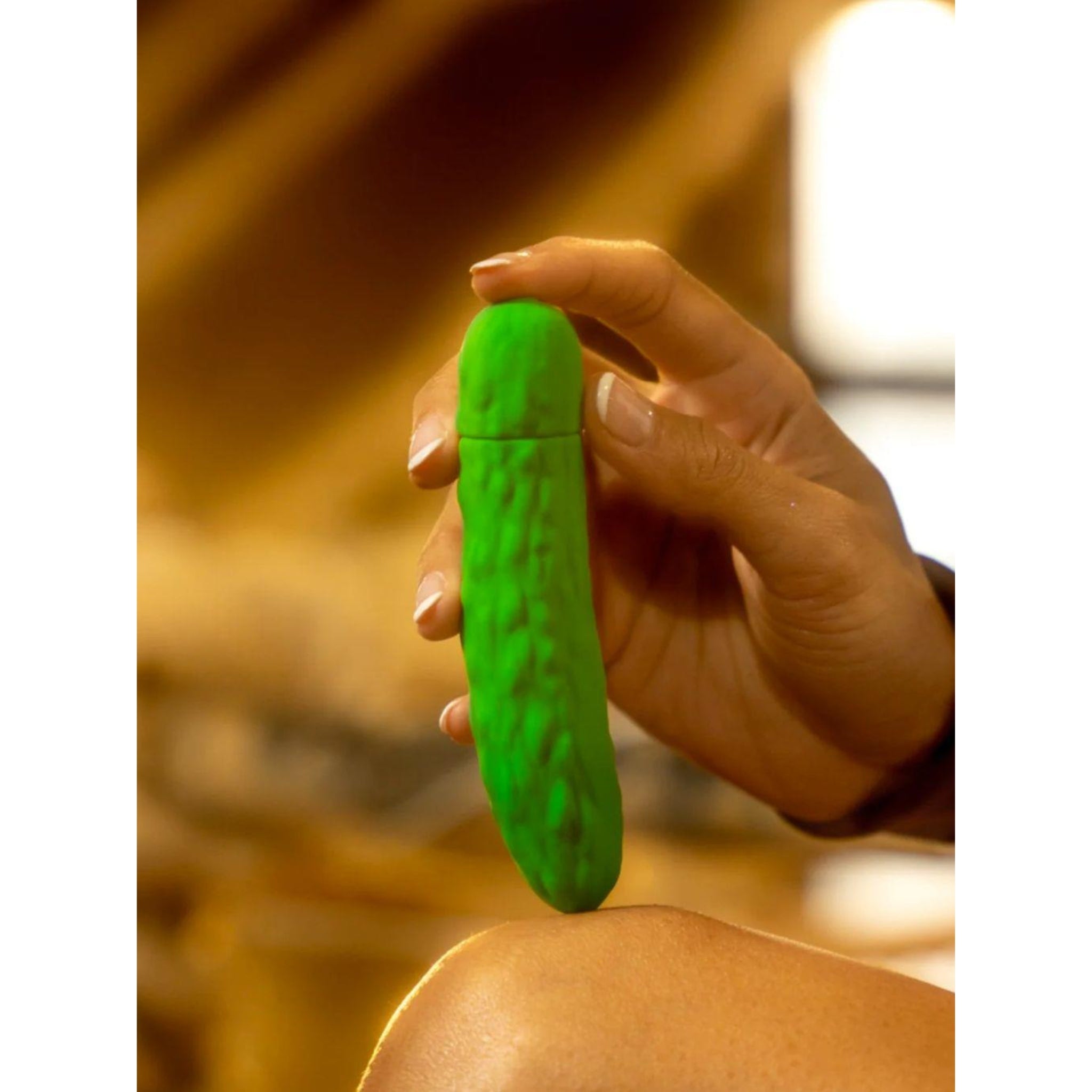 pickle-shaped-vibrator