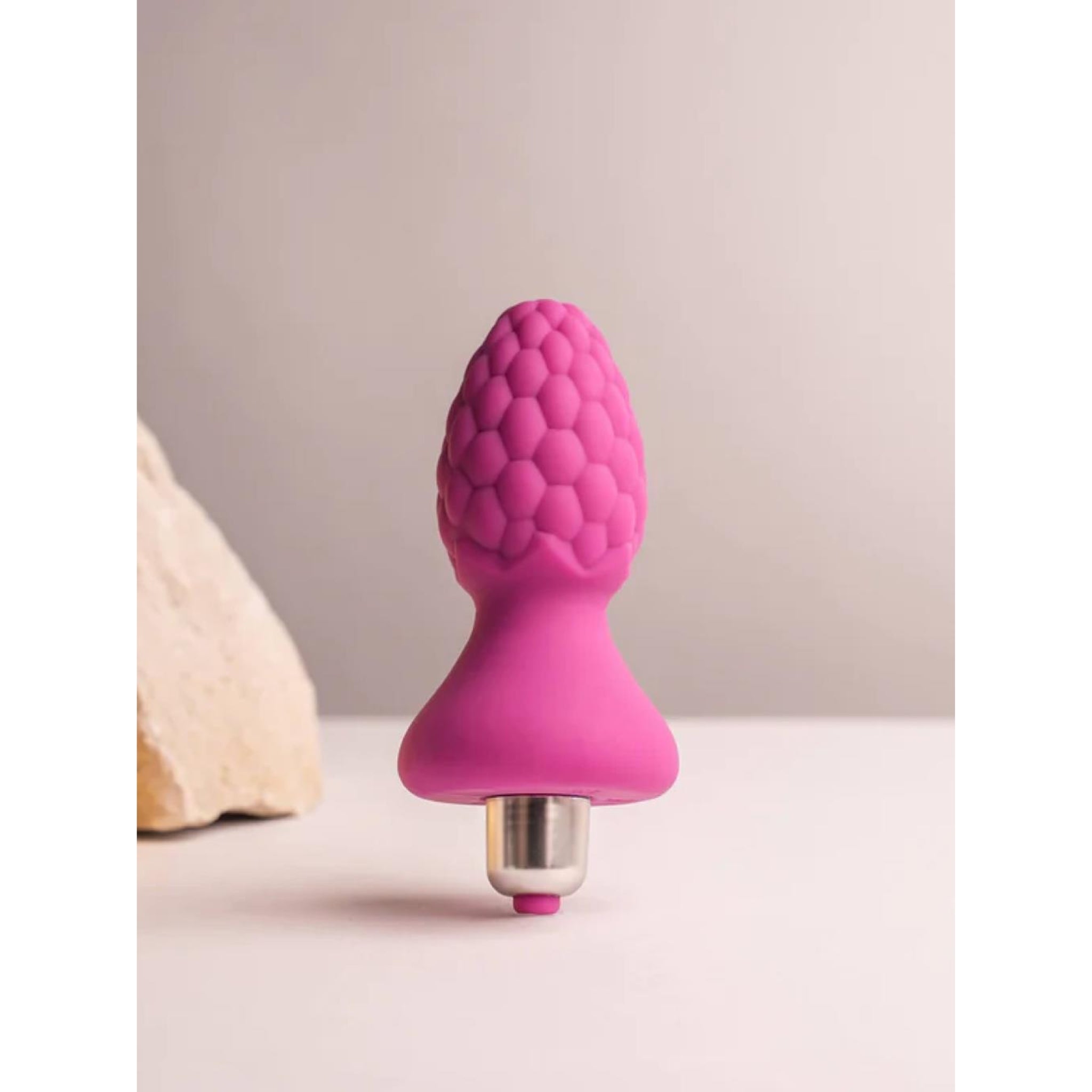 pink-vibrating-butt-plug