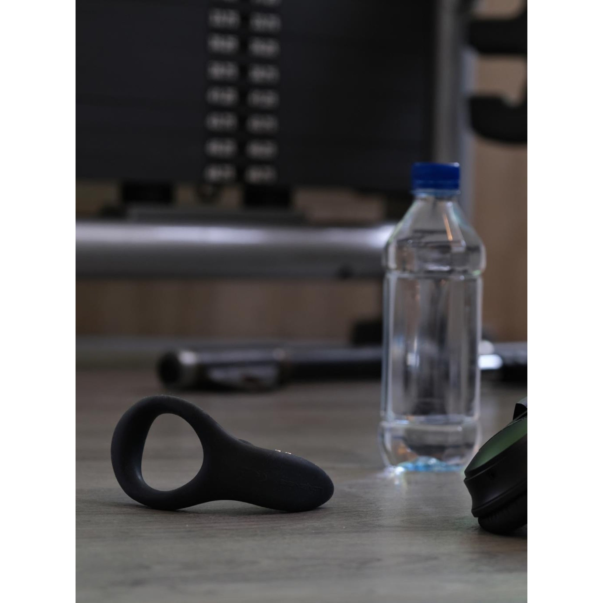 flexible, ergonomic design with powerful vibrations for enhanced stamina